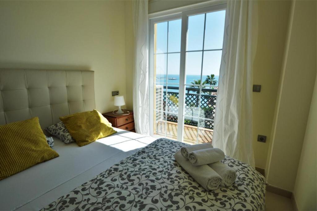 Con Vistas Al Mar Y Parking Privado Incluido Apartamento Benalmádena