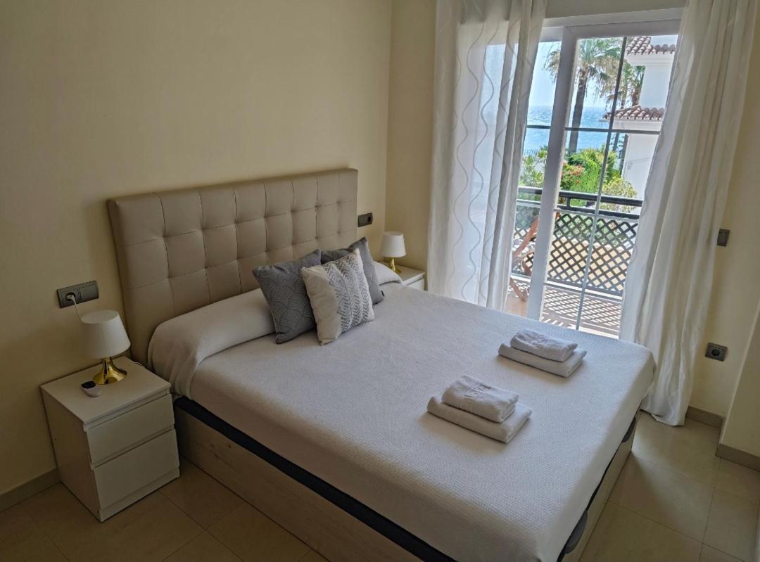 Con Vistas Al Mar Y Parking Privado Incluido Apartamento *